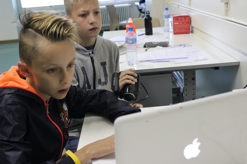 Village Camps International Summer Camp Leysin, Switzerland 2026-08-15 https://www.villagecamps.com/journals_admin/images/1001-33-film (10).jpg